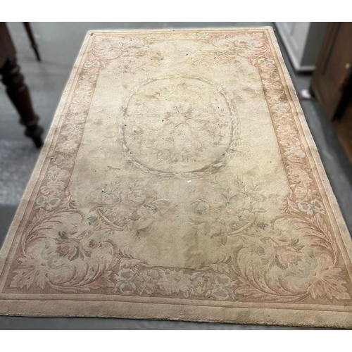 625 - Modern cream ground floral and foliate carpet. 245x155cm approx. (B.P. 21% + VAT)