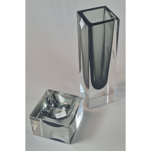 21 - 1960s/70s Italian Murano Sommerso grey rectangular glass vase, together with a matching square ashtr... 