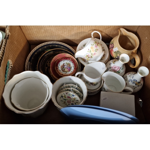 337 - Two boxes of china to include: Wedgwood Jasperware pin trays and similar items, The Royal Collection... 