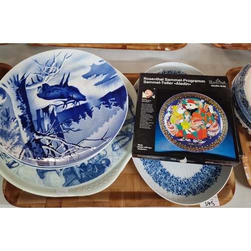 345 - Collection of ceramics to include: Villeroy and Bosch, snow scene plates, Royal Copenhagen Danish bl... 