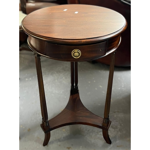 600 - Reproduction single drawer circular lamp table with under tier.  (B.P. 21% + VAT)