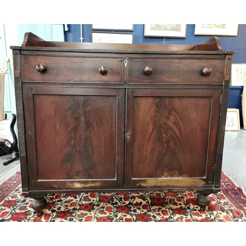 20 - George III mahogany secretaire, the gallery and moulded shaped top above pull down drawer with writi... 