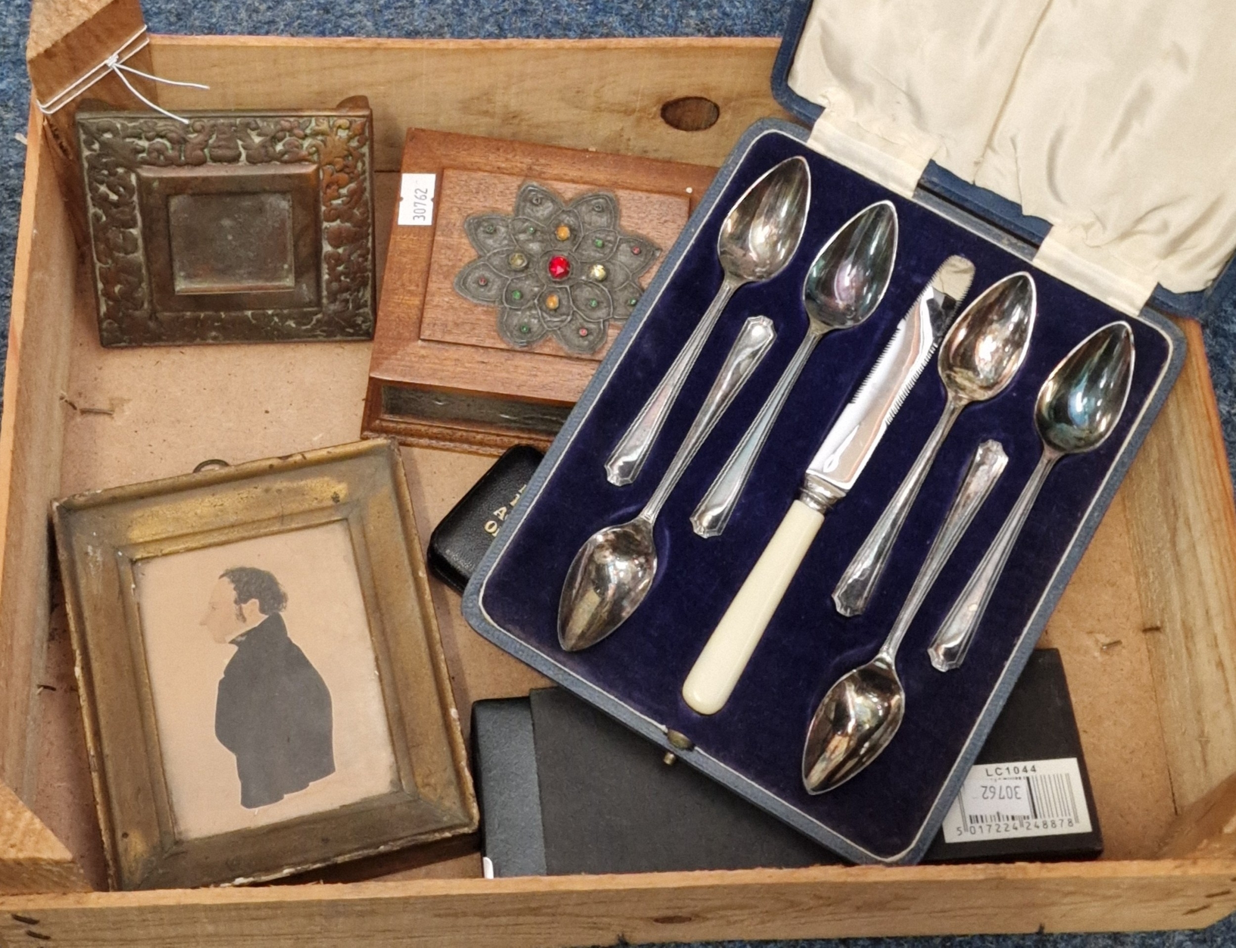 Box of oddments to include: cased silver plated spoons, brass inkwell ...