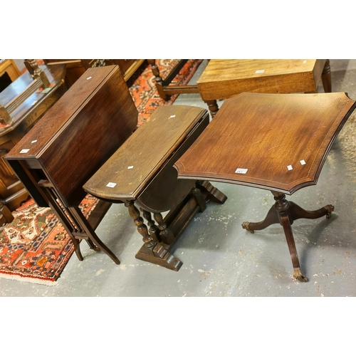 Reproduction mahogany pedestal wine table, a reproduction oak gateleg ...