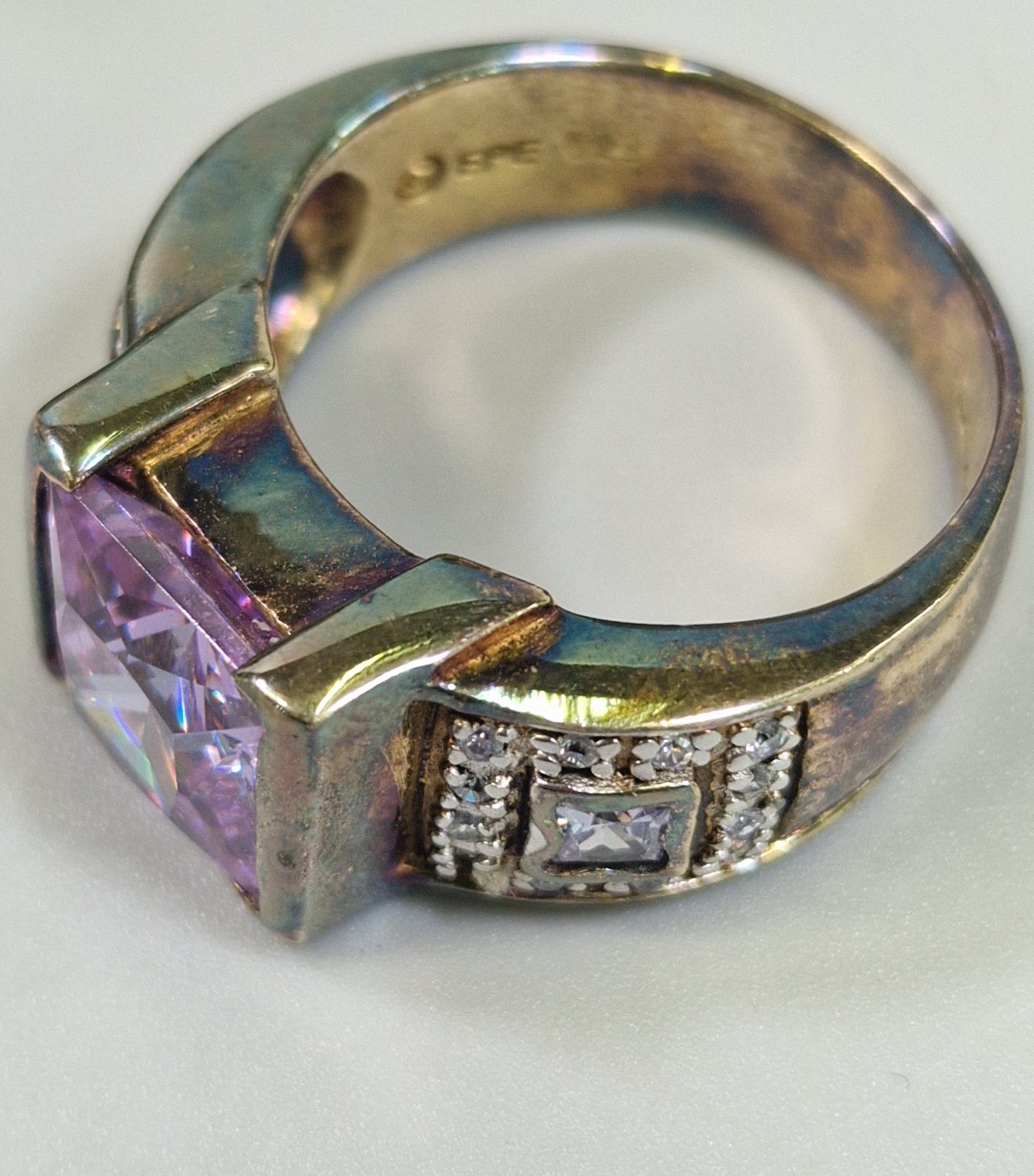 Collection of novelty white metal and other Elvis Presley chunky rings ...