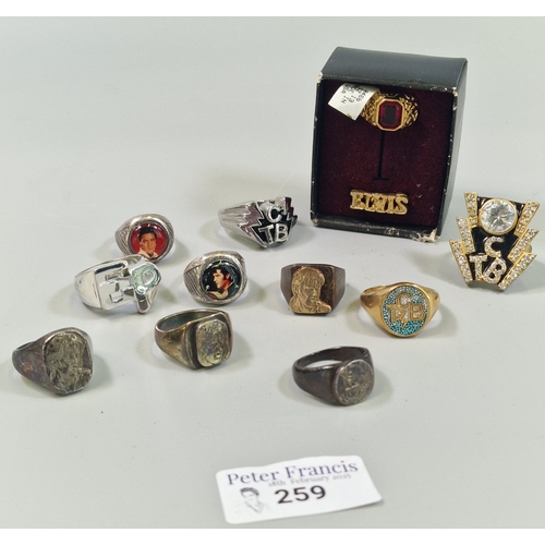 Collection of Elvis Presley themed fashion rings, signet rings etc. (B ...