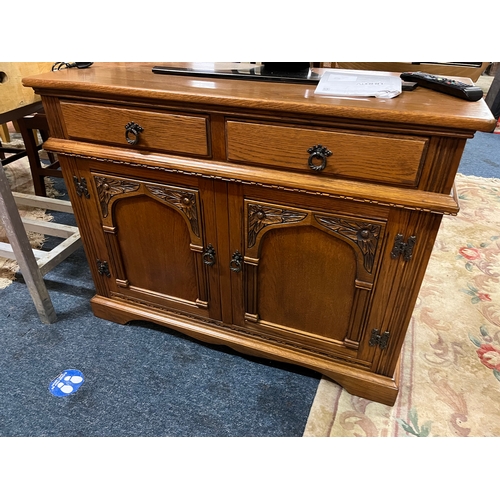 1 - 2 DOOR 2 DRAWER SOLID OAK CABINET 107CM X 81CM