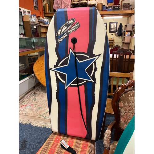 213 - VINTAGE MOREY BOOGIE BOARD 41