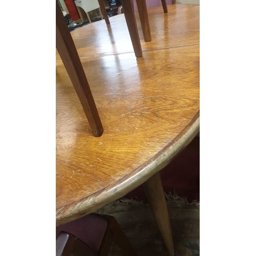 16 - G.PLAN DINING TABLE WITH 6 CHAIRS (2 ARE CARVERS)