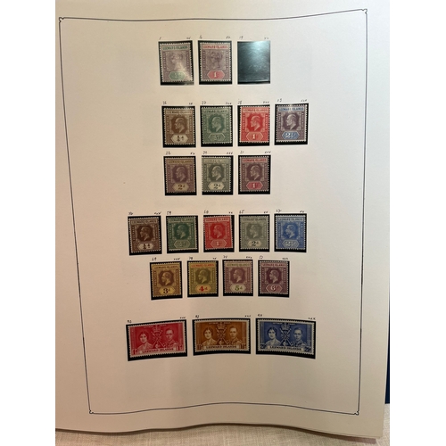 323 - ALBUM EXTENSIVE COMMONWEALTH STAMPS MINT CONDITION