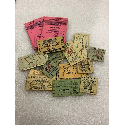 359 - COLLECTION RAILWAY TICKETS DATING TO WW2