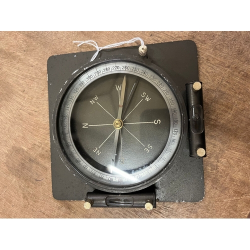 360 - LARGE TABLE TOP COMPASS