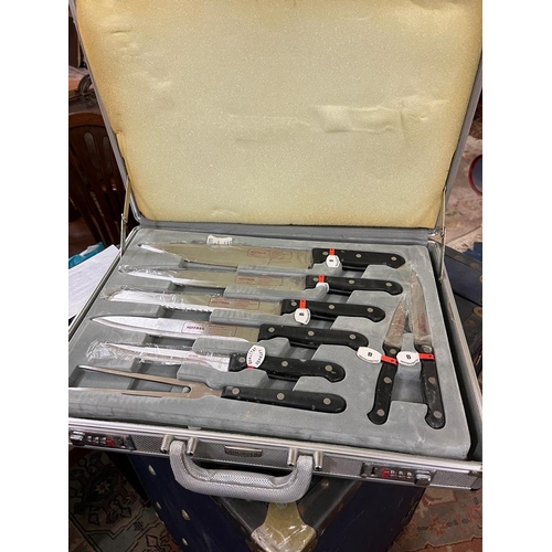 69 - CASED SOLINGER CUTLERY SET