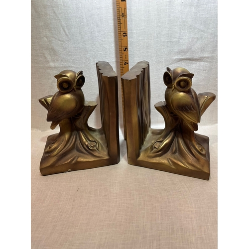 166 - PAIR OWL BOOKENDS