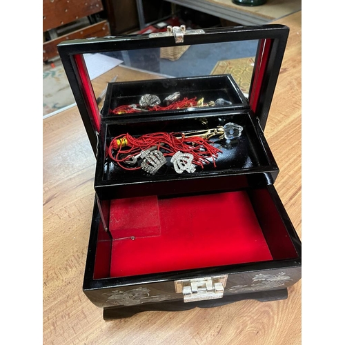 175 - M.O.P MUSICAL JEWELLERY BOX WITH CONTENTS