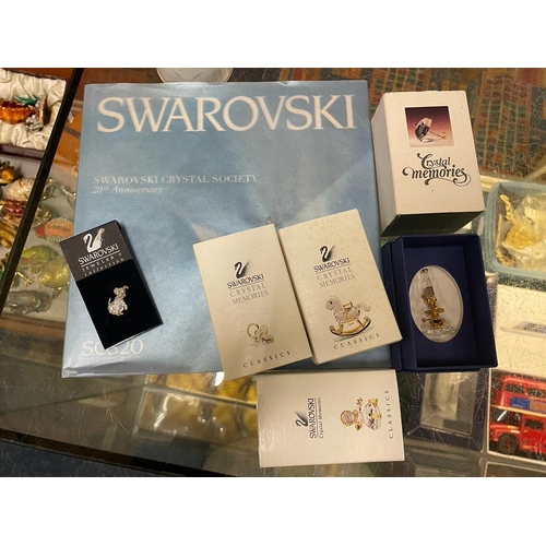 93 - SELECTION SWAROVSKI CRYSTAL MEMORIES WITH BOOK