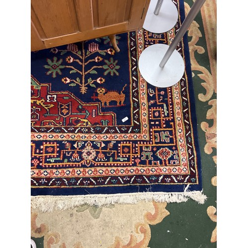 67 - LARGE RUG 10FTX6FT 8