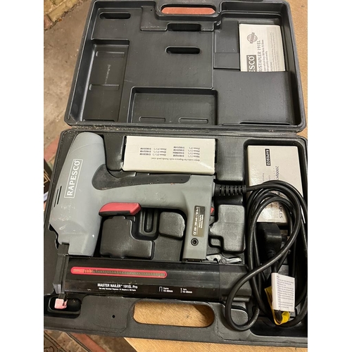 6 - RAPESCO MASTER NAILER