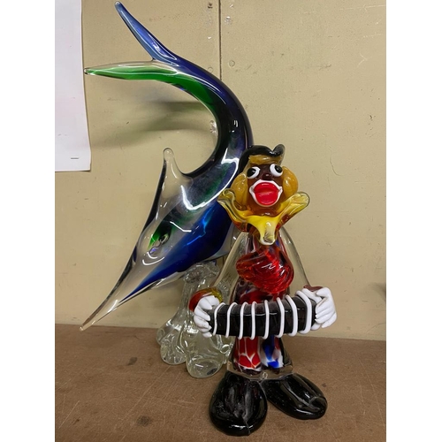 125 - MURANO CLOWN & LARGE GLASS FISH