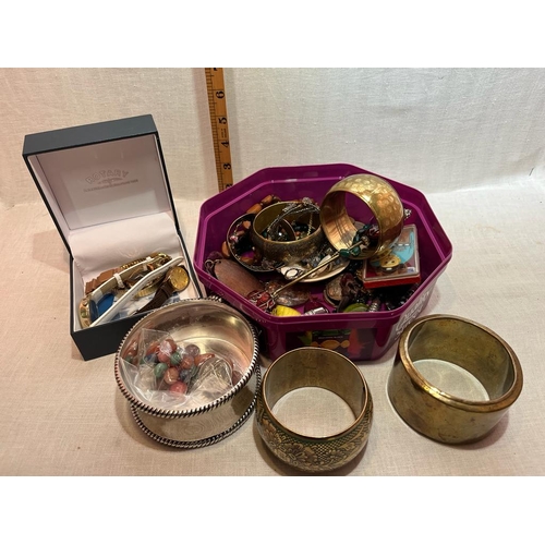 254 - INTERESTING ITEMS INC JEWELLERY, COINS, WATCHES