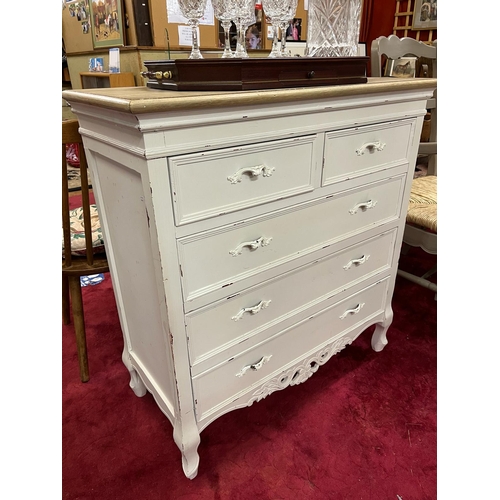 238 - SHABBY CHIC 2/3 CHEST OF DRAWERS
H 90CM
W 84CM
D 39CM