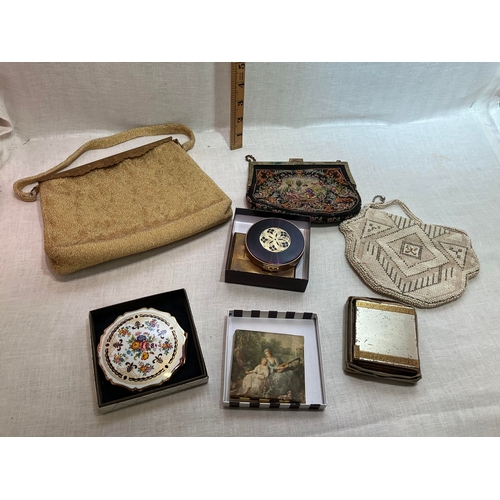 292 - BOX WITH 5 COMPACTS & 3 VINTAGE BAGS