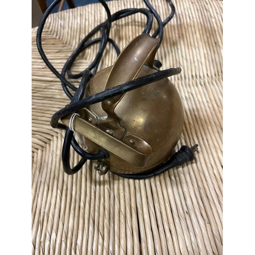 266 - VINTAGE BRASS LAMP