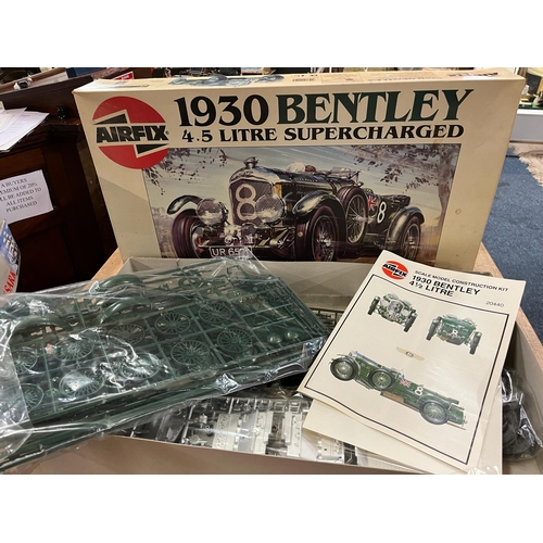 221 - AIRFIX 1930 BENTLEY 4.5 LITRE SUPERCHARGED MODEL KIT