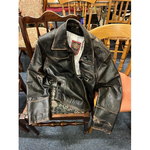 190 - GENTS BRANDO LEATHER JACKET SIZE XL