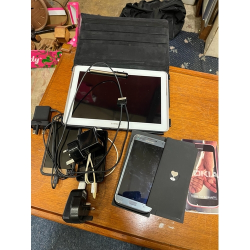 353 - SELECTION MOBILE PHONES AND SAMSUNG TABLET WITH CHARGERS ETC