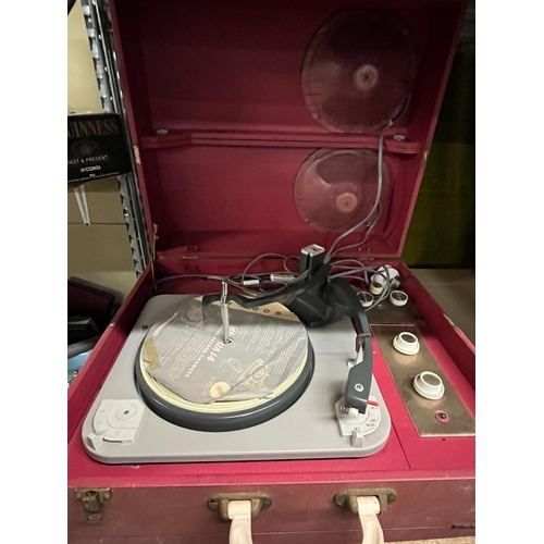 56 - STEREO PHILCO RECORD PLAYER