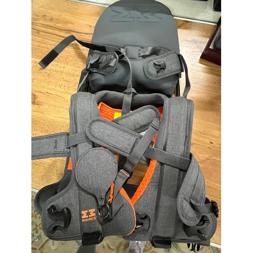 22 - MINIMEIS BABY CARRIER