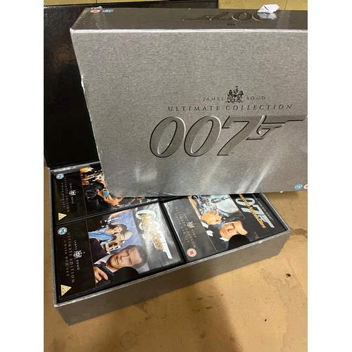 99 - JAMES BOND COLLECTION