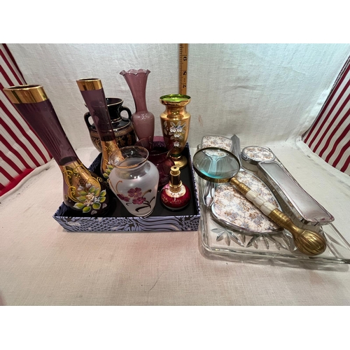 167 - SELECTION VASES INC DRESSING TABLE SET