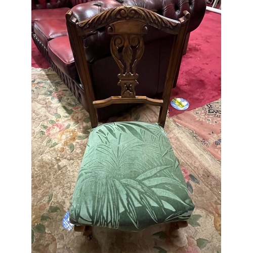 257 - VICTORIAN MAHOGANY NURSING CHAIR