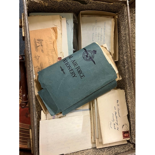 370 - SUITCASE EPHEMERA ROYAL AIR FORCE ETC RELATING TO THE BENSAID TWINS