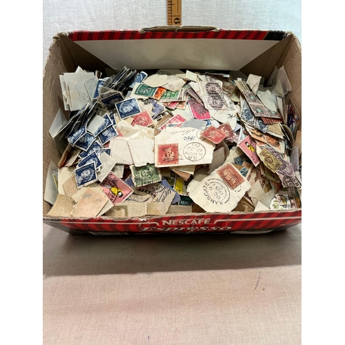 383 - BOX STAMPS INC PENNY REDS