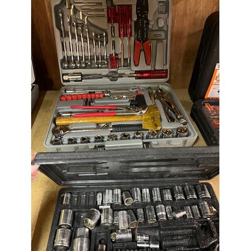 7 - CASED TOOL AND SOCKET SET