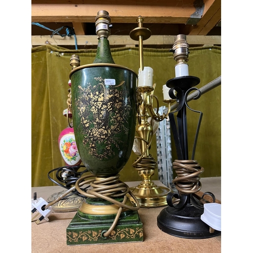 23 - 4 LAMPS TABLE BRASS ETC