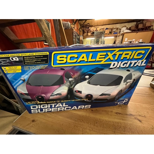 20 - SCALEXTRIC DIGITAL