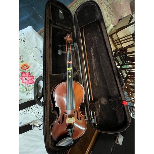 22 - CASED VIOLIN WITH BOW