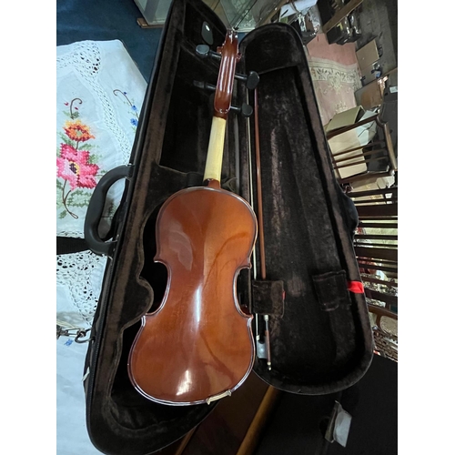 22 - CASED VIOLIN WITH BOW