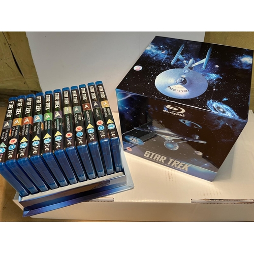 33 - STAR TREK BLUE RAY COLLECTION