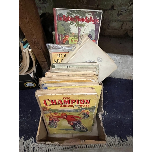 50 - BOX VINTAGE BOOKS INC CHAMPION