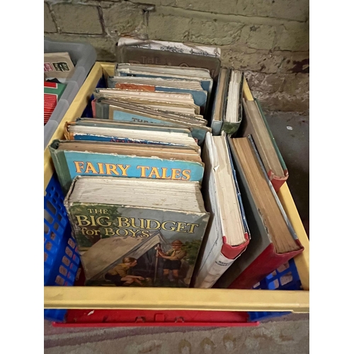 58 - BOX VINTAGE BOOKS