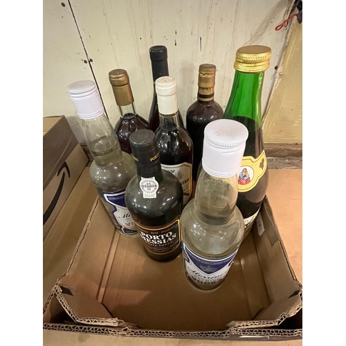 68 - BOX BOTTLES AND CONTENTS