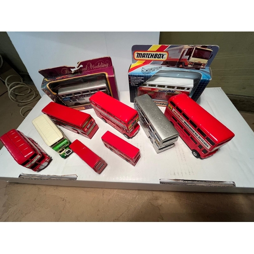 164 - SELECTION MATCHBOX BUSES ETC