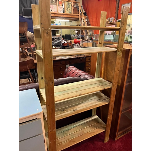 271 - SHELF UNIT