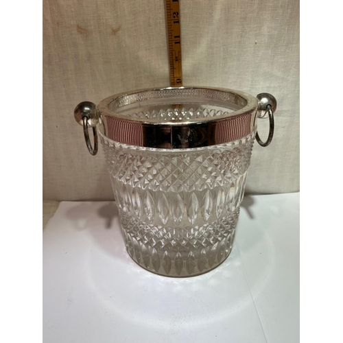 298 - CRYSTAL CUT ICE BUCKET