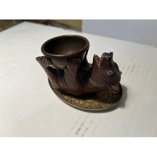 314 - BLACK FOREST BEAR HOLDING METAL BOWL ON TRAY